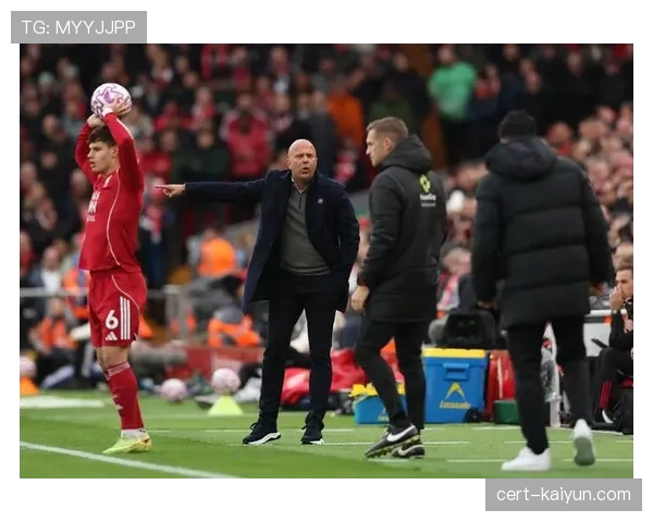 战报:曼联1-1战平利物浦,加克波补时救主